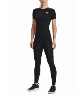 UA HG Authentics Comp SS-BLK_main.webp