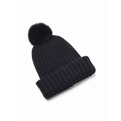 W Halftime Pom Beanie-BLK_main.webp